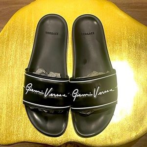 100% authentic Versace pool slides size 12